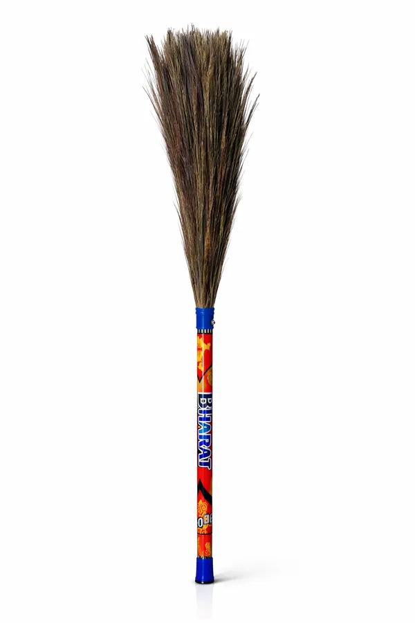 Natural_Grass_Long_Handle_Floor_Cobweb_Cleaning_Broom