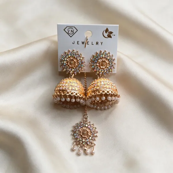 Gold_Zircon_Pearl_Plated_Alloy_Jhumka_Set_With_Maang_Tikka_For_Women