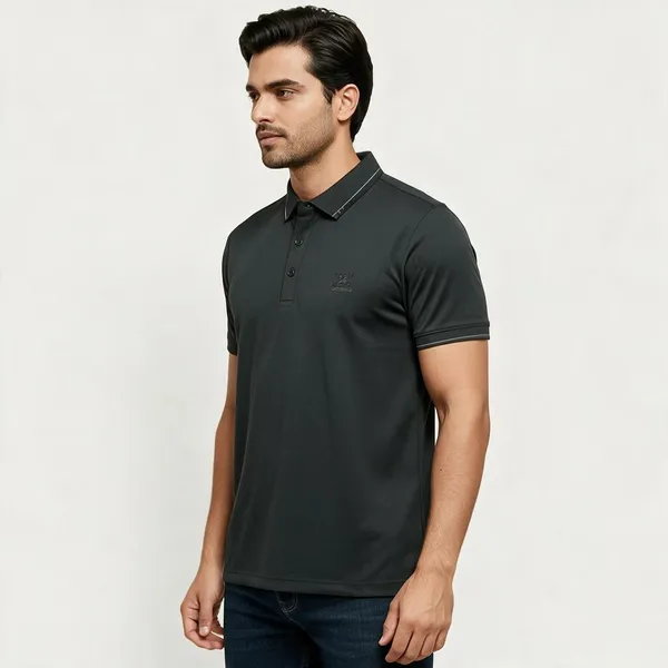 Black_Breathable_Regular_Fit_T-Shirt_For_Men