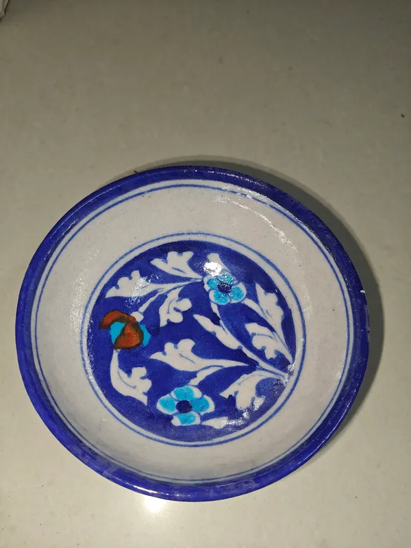 Pottery__Traditional_Floral_Print_Decorative_Plate