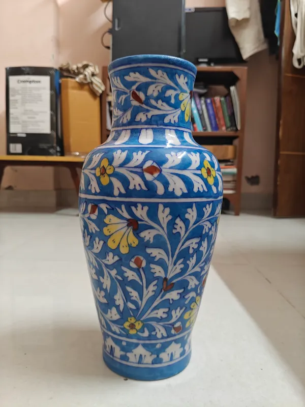 Blue_Pottery_Ceramic_Traditional_Floral_Foliage_Pattern_Decorative_Vase