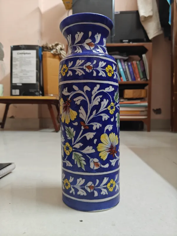 Blue_Pottery_Ceramic_Traditional_White_Foliage_Floral_Print_Decorative_Vase