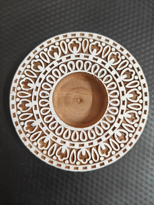 Wooden_Decorative_Mandala_Pattern_Candle_Holder