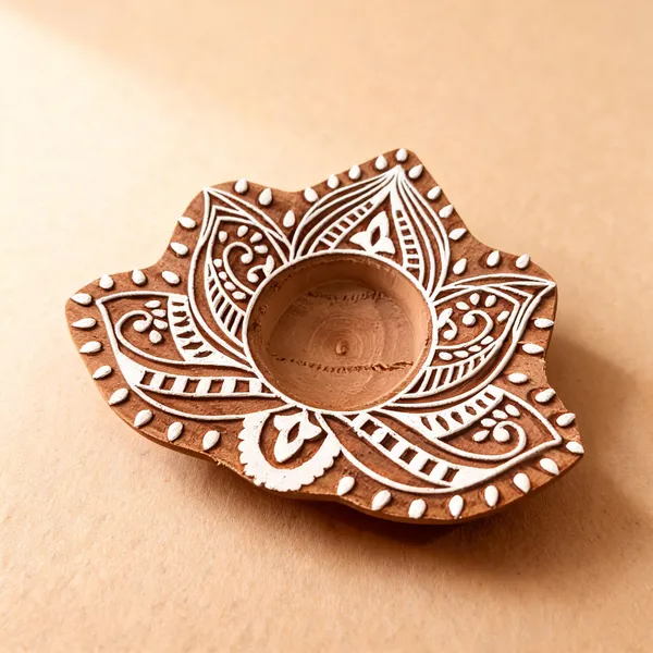 Wooden_Festive_Lotus_Painted_Motif_Diya_-_Pack_of_2