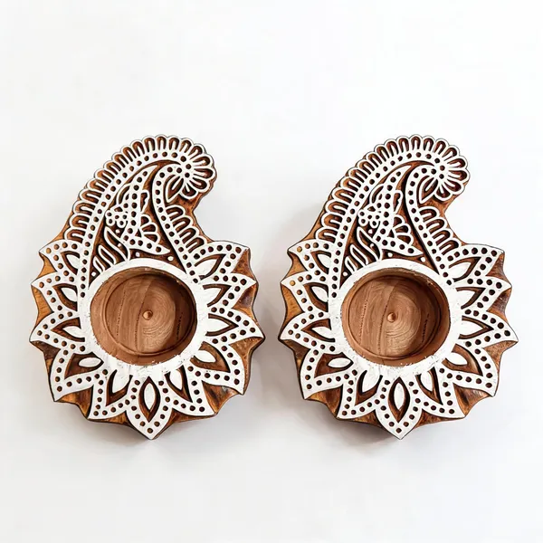 Wooden_Festive_Paisley_Floral_Cutwork_Tealight_Holder_-_Pack_of_2