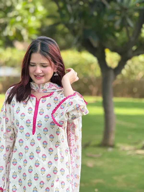 Cream_Rayon_Straight_Printed_Farshi_Set_For_Women