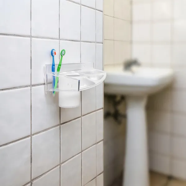 Plastic_Modern_Corner_Wall_Mount_5-In-1_Toothbrush_Holder_Transparent