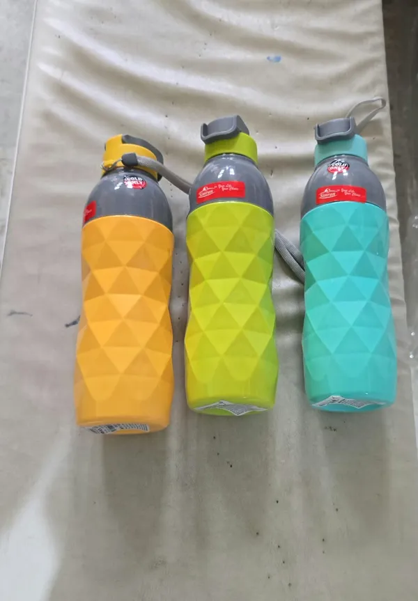 Multicolor_Geometric_Pattern_Water_Bottles_Set_Of_3