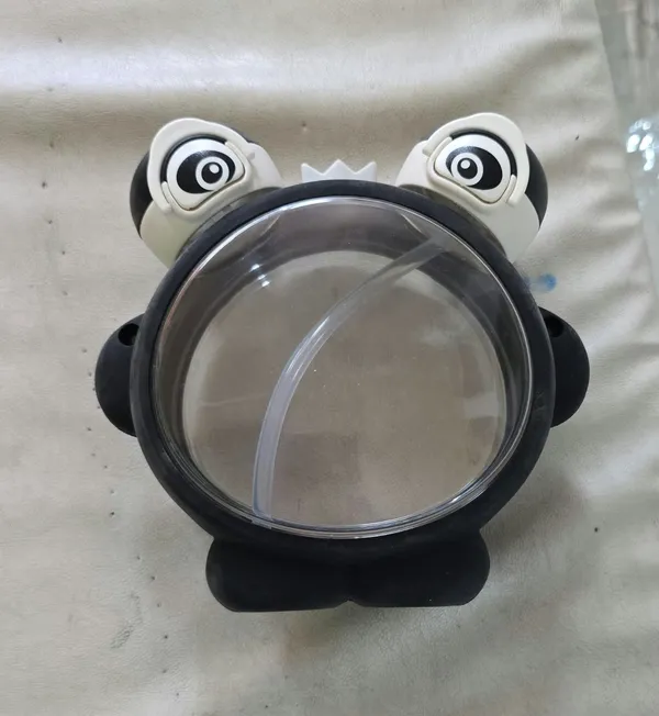 Black_Frog_Shaped_Transparent_Pet_Feeder_Bowl