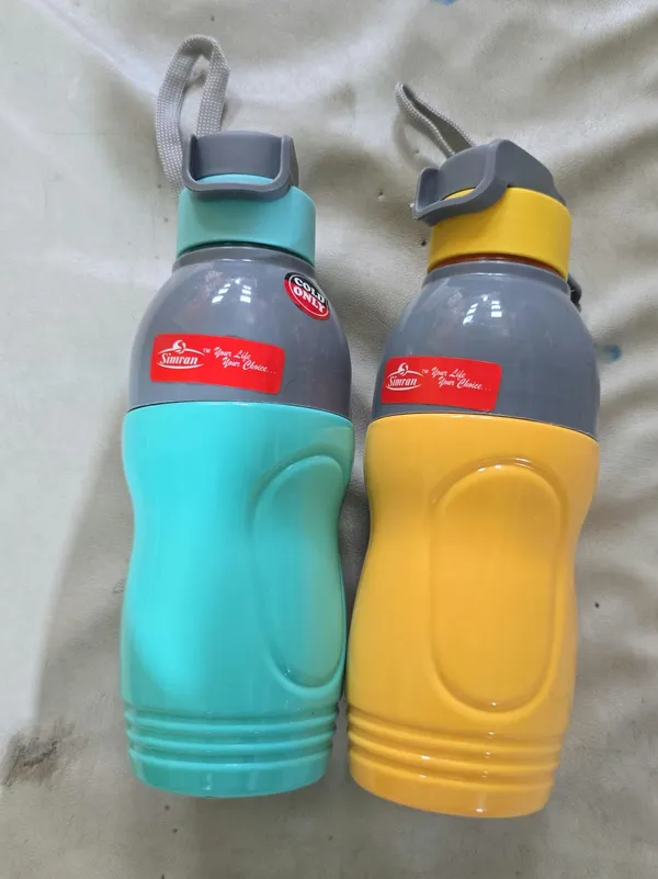 Plastic_Everyday_Set_Of_2_Water_Bottles