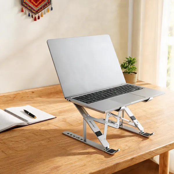 Silver_Aluminium_Adjustable_Foldable_Ergonomic_Laptop_Stand