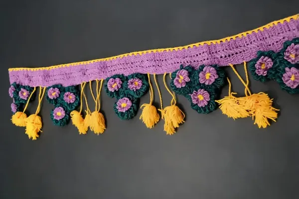 Wool_Crochet_Floral_Tassel_Decorative_Border