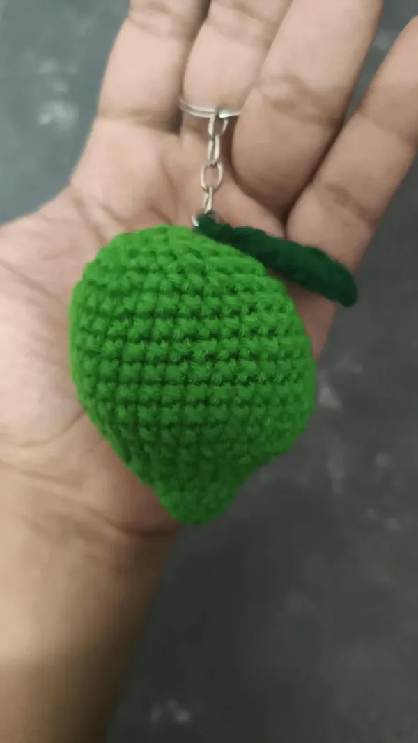 Green_Wool_Crochet_Strawberry_Keychain_For_Unisex
