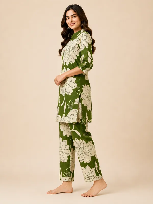 Grey_And_Cream_Floral_Print_Kurta_Pant_Set_For_Women