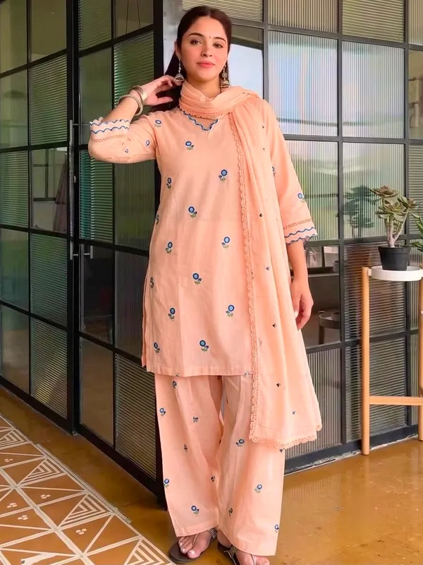 Peach_Printed_Straight_Kurta_Set_For_Women