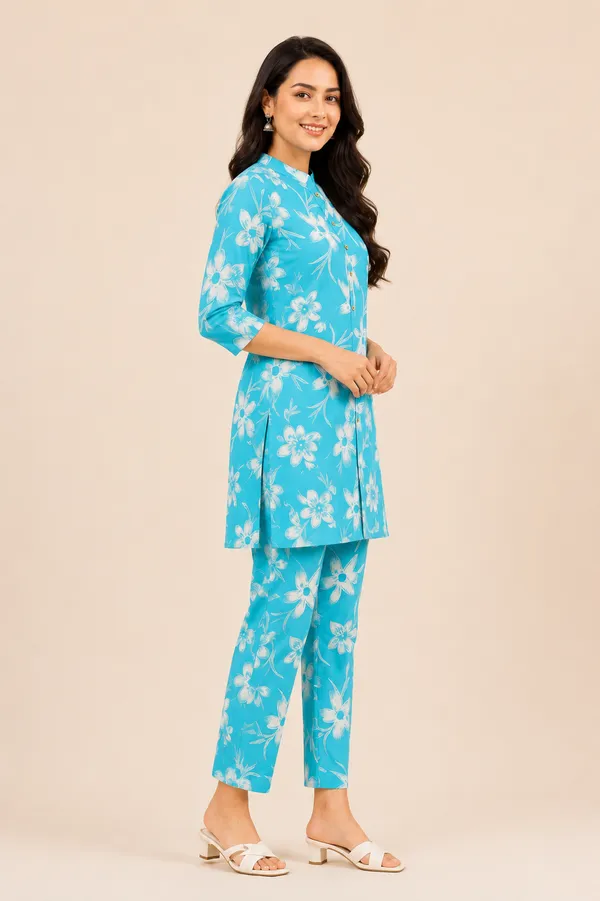 Blue_Floral_Straight_Kurta_Set_for_Women