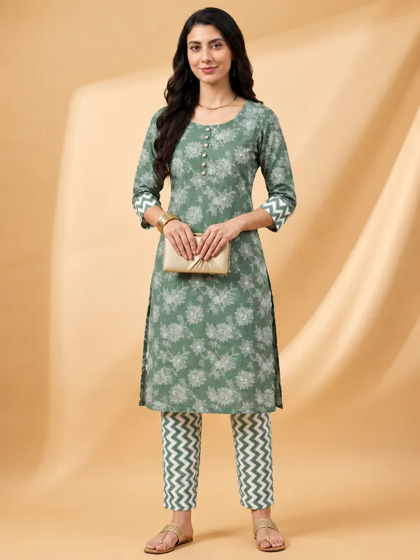 Sage_Green_Floral_Printed_Kurta_Set_with_Chevron_Pattern_Pants_for_Women