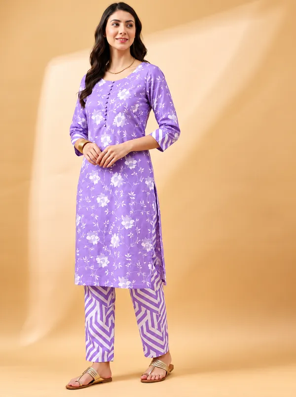 Lavender_Floral_Printed_Kurta_Set_with_Geometric_Pattern_Pants_for_Women