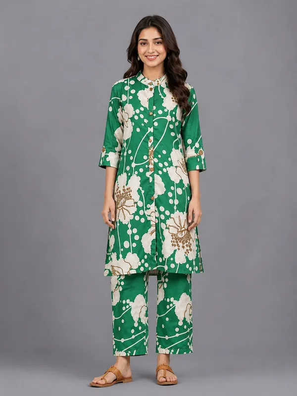 Green_Printed_Straight_Kurta_Pant_Set_for_Women