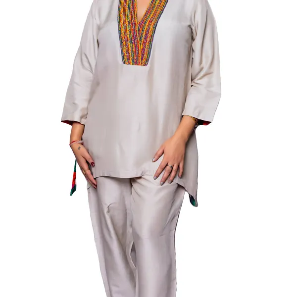 Grey_Dupion_Silk_Straight_Fit_Kurta_Set_For_Women