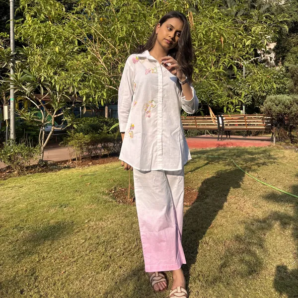 White_Cotton_Straight_Floral_Kurta_Set_For_Women