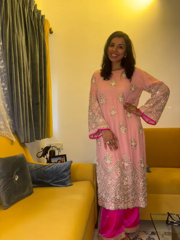 Pink_Georgette_Embroidered_Straight_Kurta_Set_For_Women