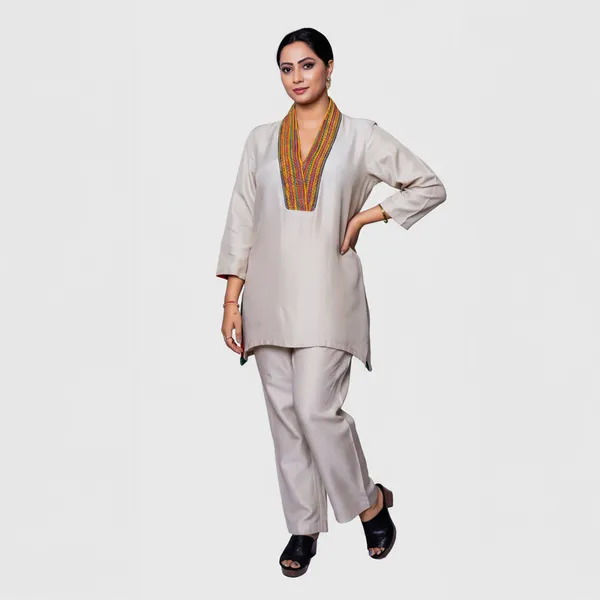 Grey_Dupion_Silk_Straight_Fit_Kurta_Set_For_Women