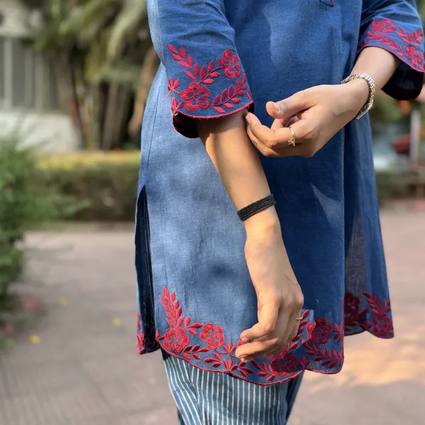 Blue_Linen_Straight_Fit_Embroidered_Kurta_Set_For_Women