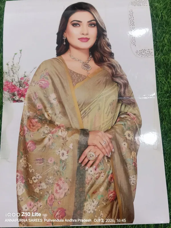 Beige_Floral_Print_Saree_for_Women
