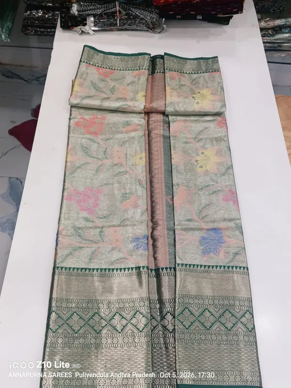 Pastel_Woven_Floral_Saree_for_Women