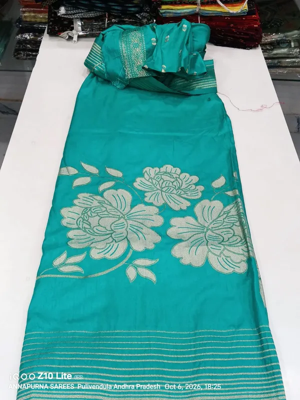Teal_Woven_Floral_Saree_for_Women