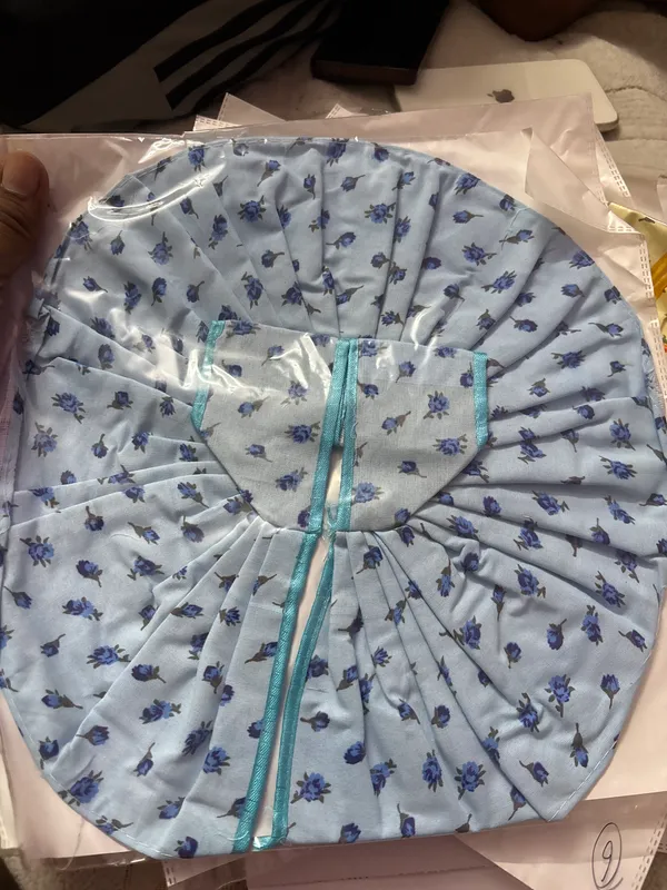 Blue_Floral_Print_Fabric_Baby_Cradle_for_Infants