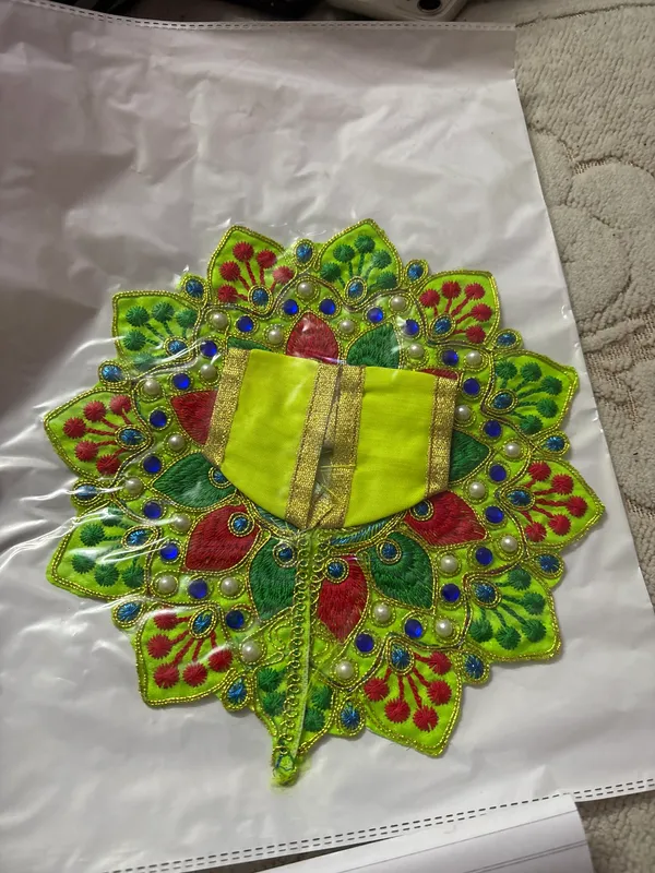 Green_And_Red_Embroidered_Deity_Dress_Decoration