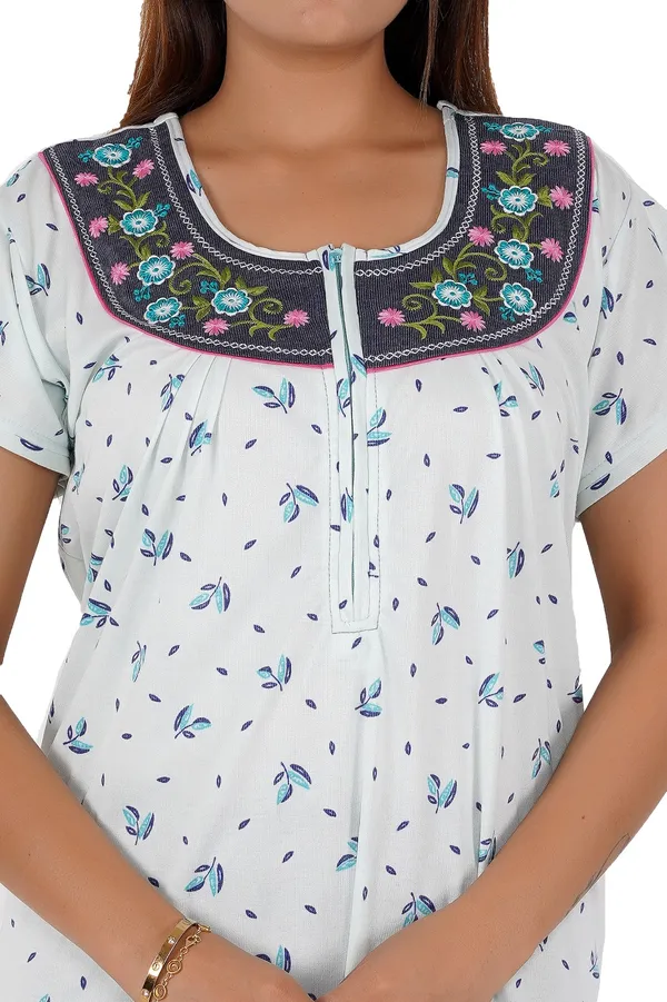 White_Floral_Print_Short_Sleeve_Nightgown_for_Women