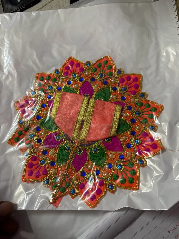 Embroidered_Floral_Decorative_Pooja_Thali_Set