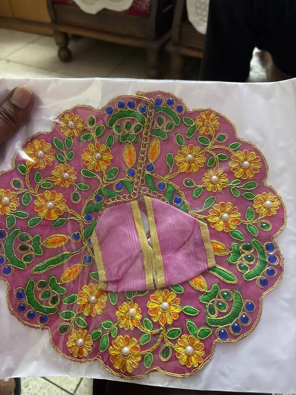 Pink_Embroidered_Floral_Deity_Poshak