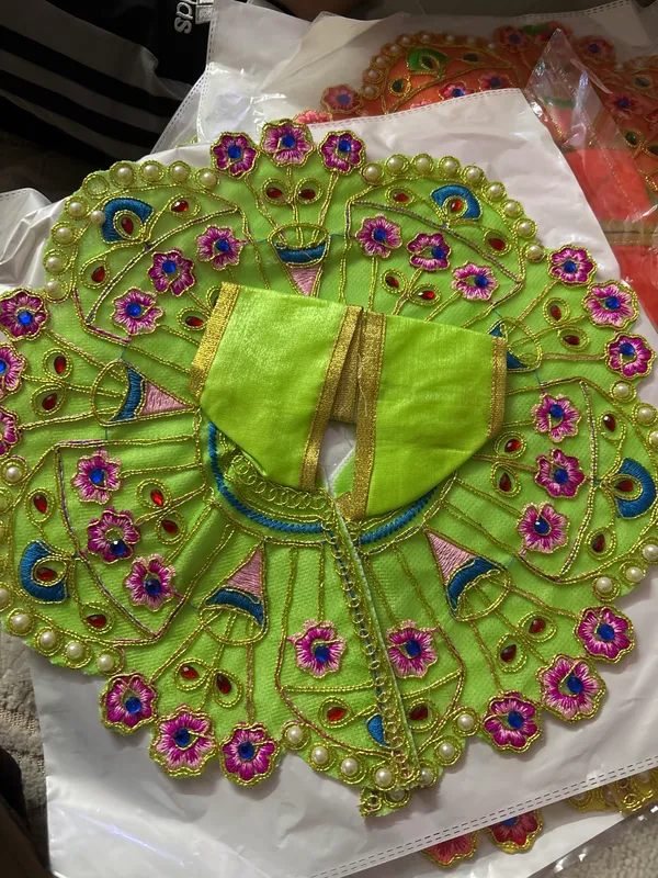 Green_Embroidered_Laddu_Gopal_Poshak