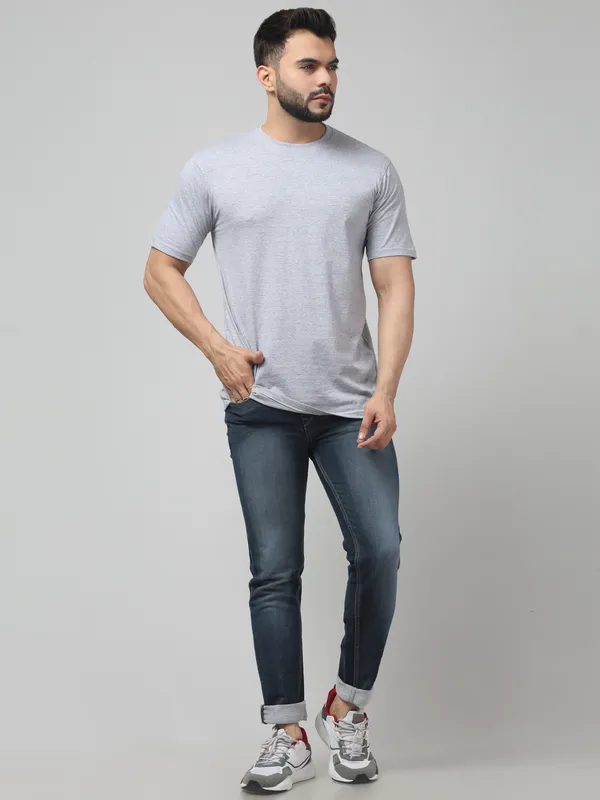 Grey_Regular_Fit_Crew_Neck_T-Shirt_for_Men