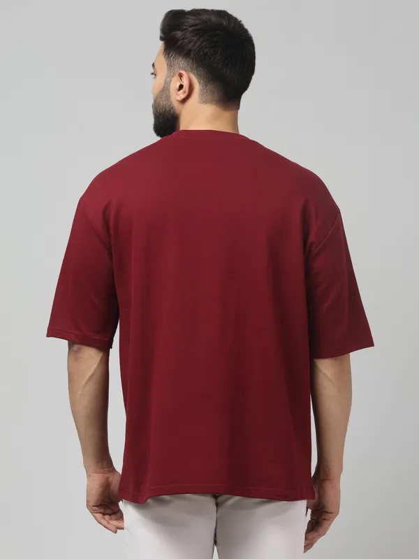 Maroon_Relaxed_Fit_T-Shirt_for_Men