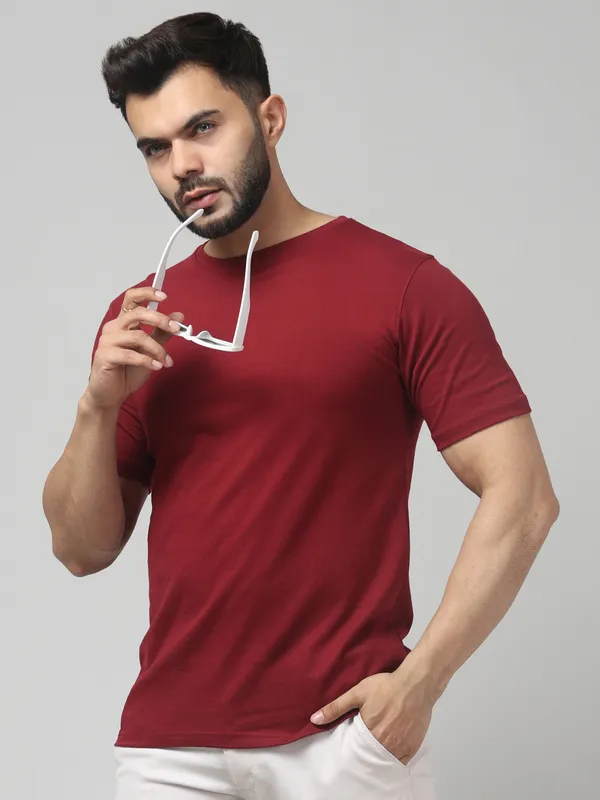 Maroon_Regular_Fit_T-Shirt_for_Men