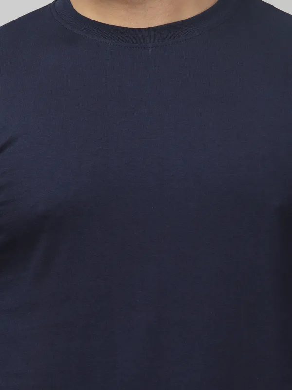 Navy_Solid_Regular_Fit_T-Shirt_for_Men
