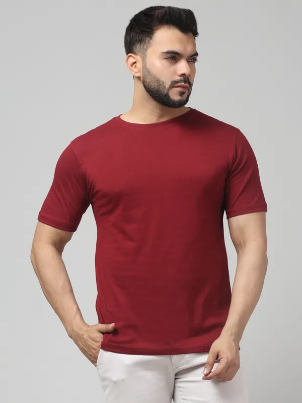 Maroon_Regular_Fit_T-Shirt_for_Men