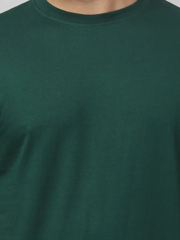 Green_Regular_Fit_Crew_Neck_T-Shirt_for_Men