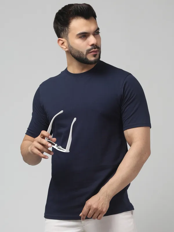 Navy_Solid_Regular_Fit_T-Shirt_for_Men