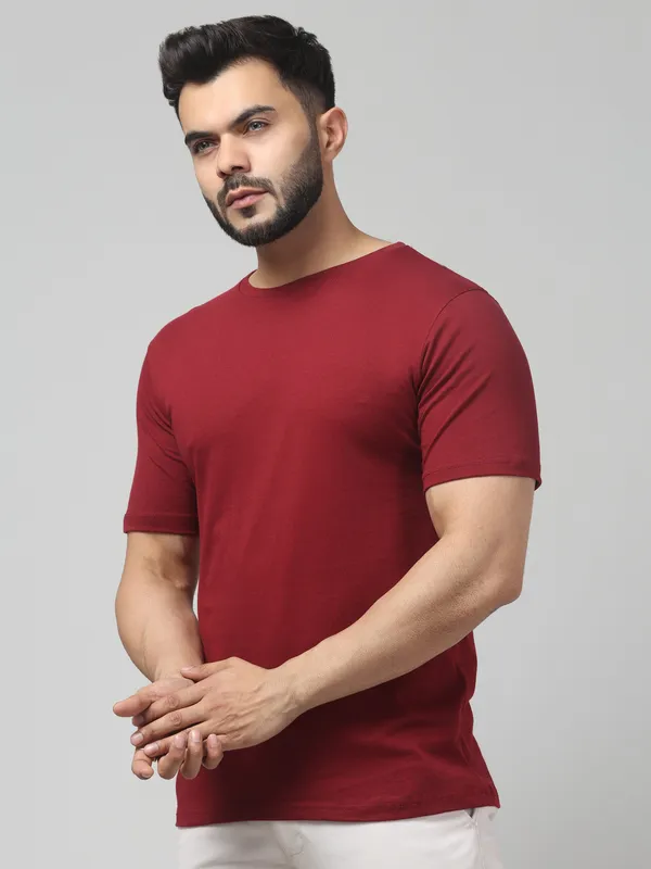 Maroon_Regular_Fit_T-Shirt_for_Men