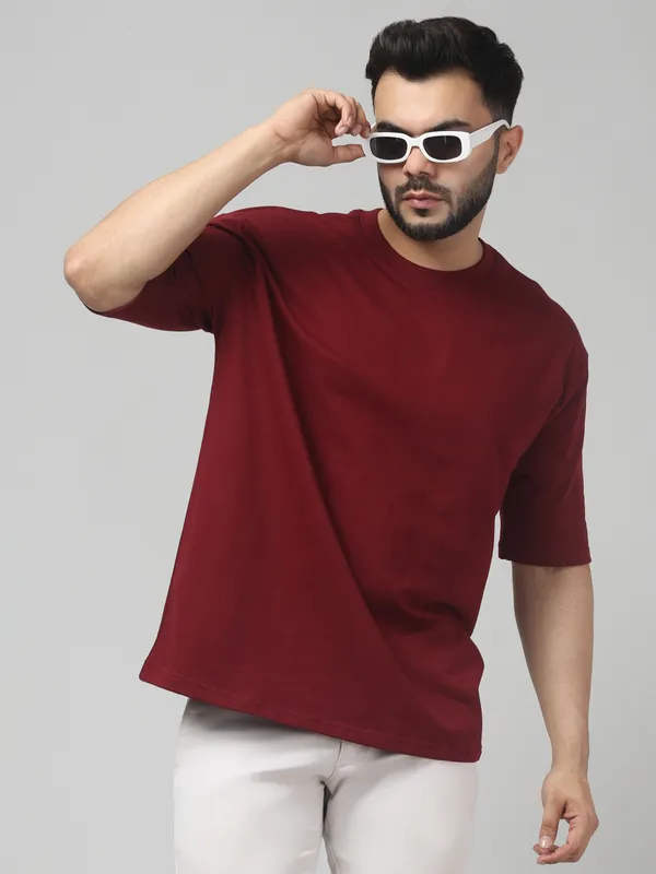 Maroon_Relaxed_Fit_T-Shirt_for_Men