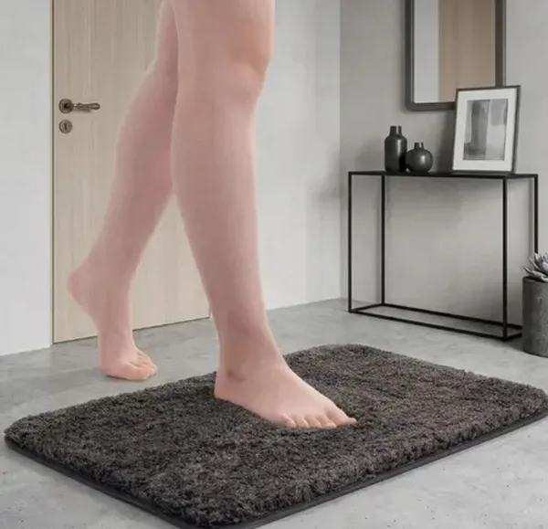 Grey_Plush_Solid_Bath_Mat