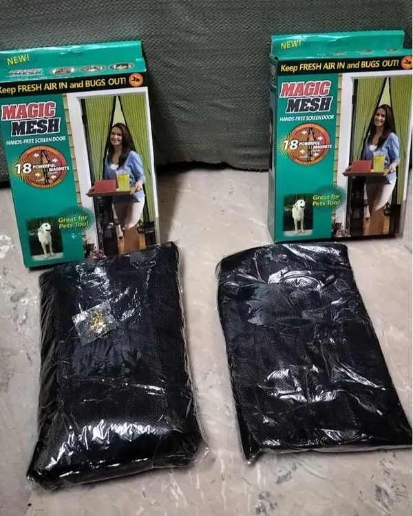 Black_Mesh_Magnetic_Screen_Door
