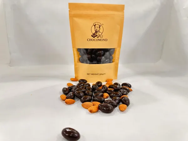 Chocomond_Chocolate_Covered_Almonds_200G