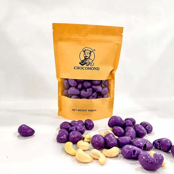 Chocomond_Blueberry_Chocolate_Coated_Cashews_200G